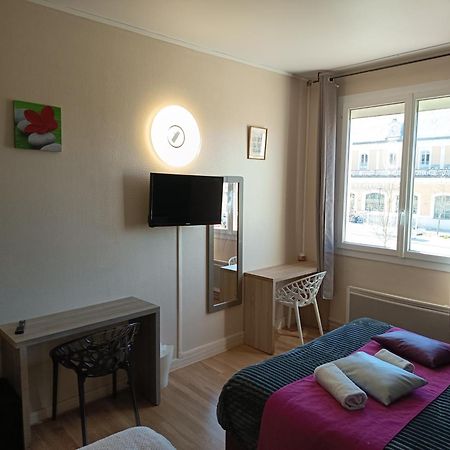 Hotel De La Gare Периго Экстерьер фото