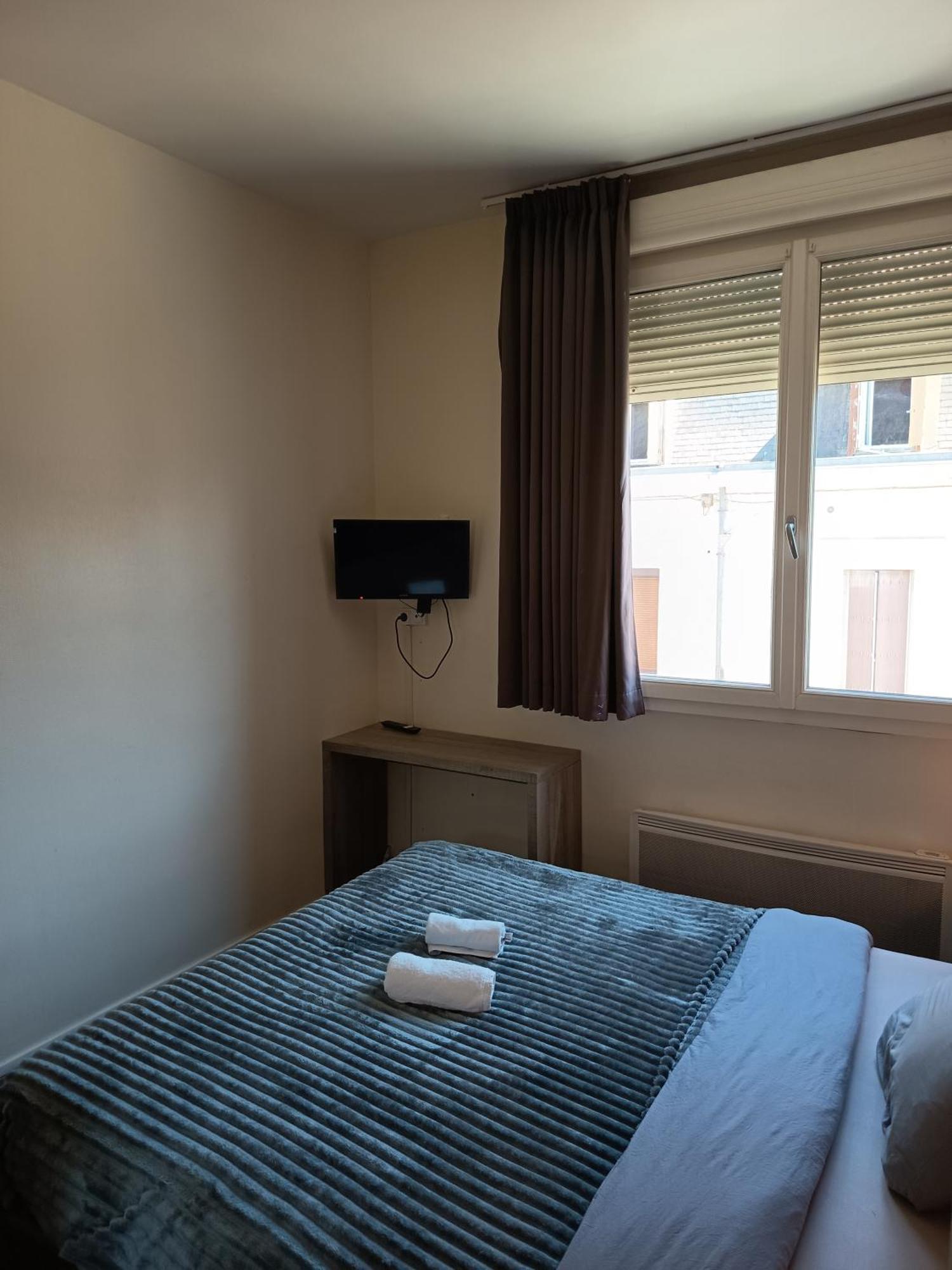 Hotel De La Gare Периго Экстерьер фото